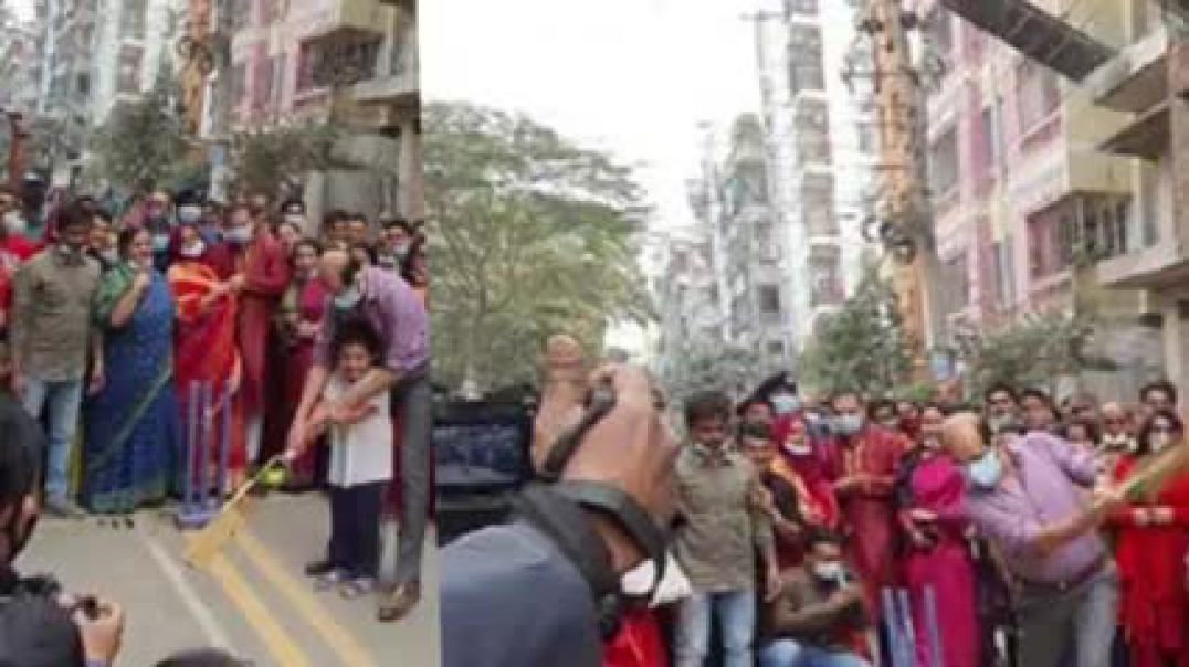 খাল পরিদর্শনে গিয়ে বোল্ড মেয়র আতিক