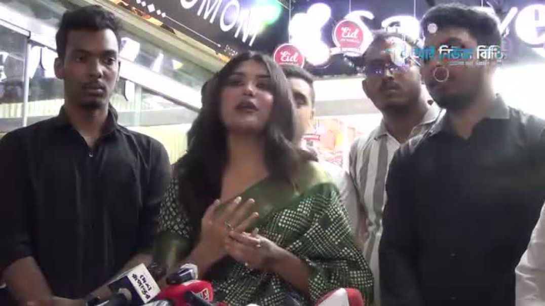 পোশাকের মাধ্যমে ব্যক্তির স্বাধীনতা প্রকাশ