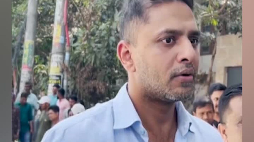 ৩০ সেকেন্ডের মধ্যে পার্কিং করা গাড়িতে মা'ম'লা...