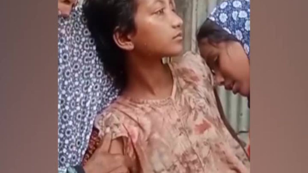 আছিয়ার জন্য তার বোনের এ কান্না আর আহাজারি যেন শেষ হওয়ার নয়...