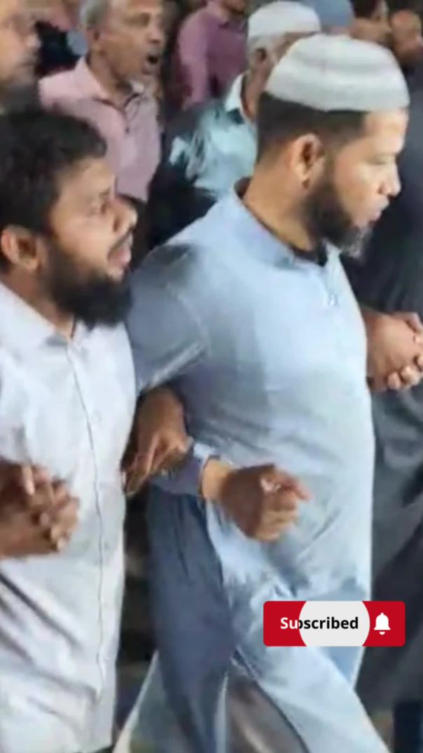 নিজ এলাকায় হান্নান মাসুদের উপর হামলা। ঢাকায় এনসিপি&039;র বিক্ষোভ মিছিল