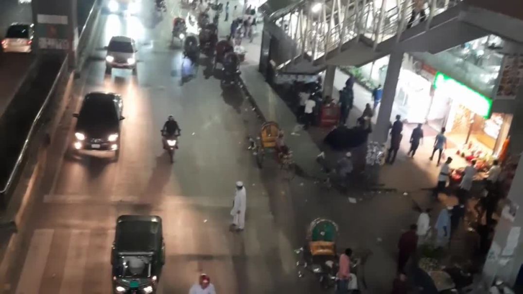 ঈদের আগের রাতের ঢাকার চিত্র