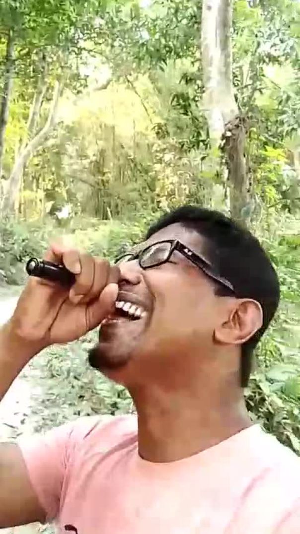 লটন সরকারের কন্ঠে