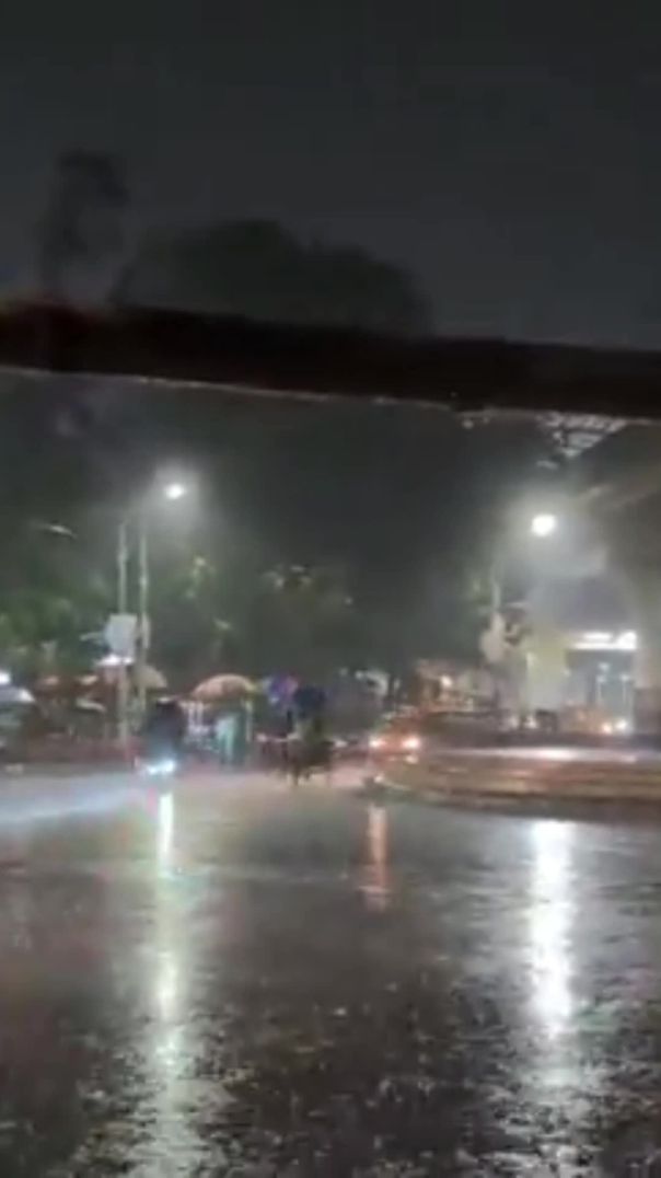 ঢাকায় বৈশাখী ঝড়