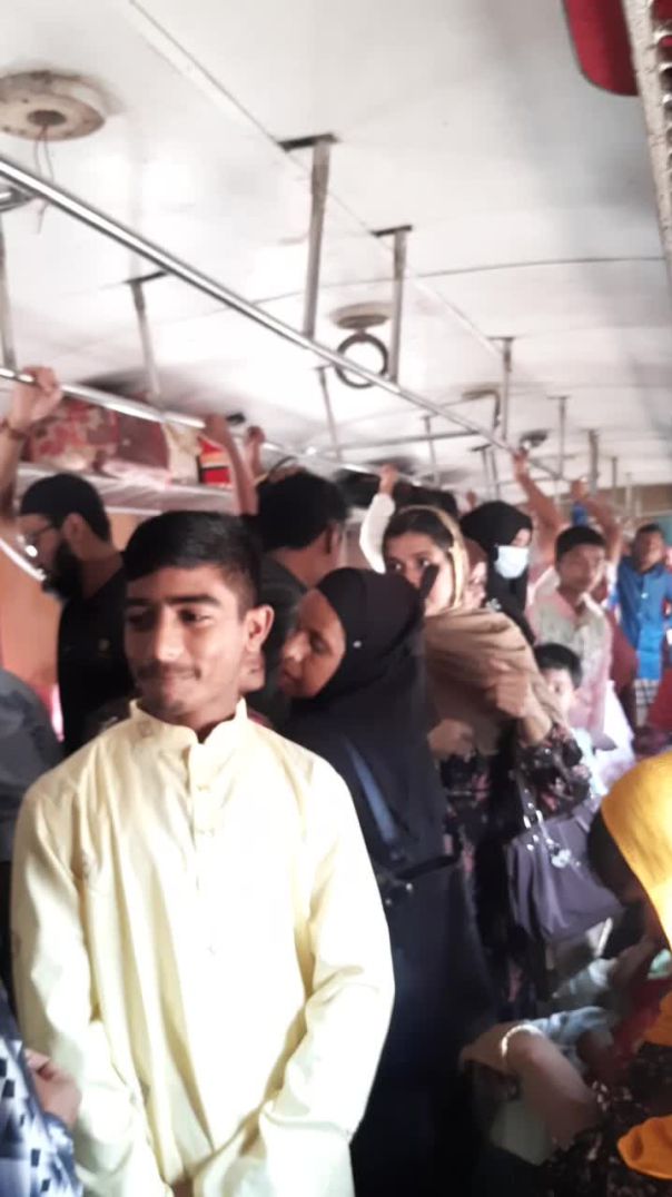 আজকে ঢাকার চিত্র