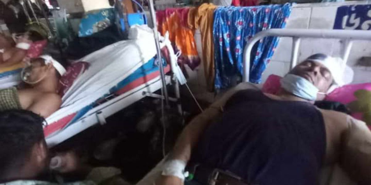 মিরসরাইয়ে পূর্ব শত্রুতার জের ধরে হামলা