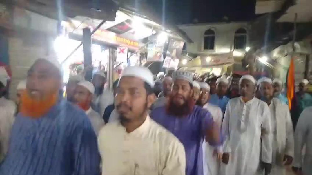 বরিশালের টেকের হাট বাজারে ইজরায়েলের বিরুদ্ধে প্রতিবাদ মিছিল অনুষ্ঠিত