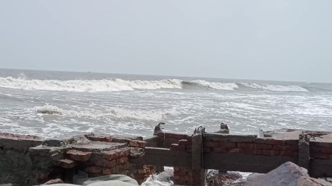 ভেঙে যাচ্ছে সমুদ্র সৈকত কুয়াকাটা  জিরো পয়েন্ট
