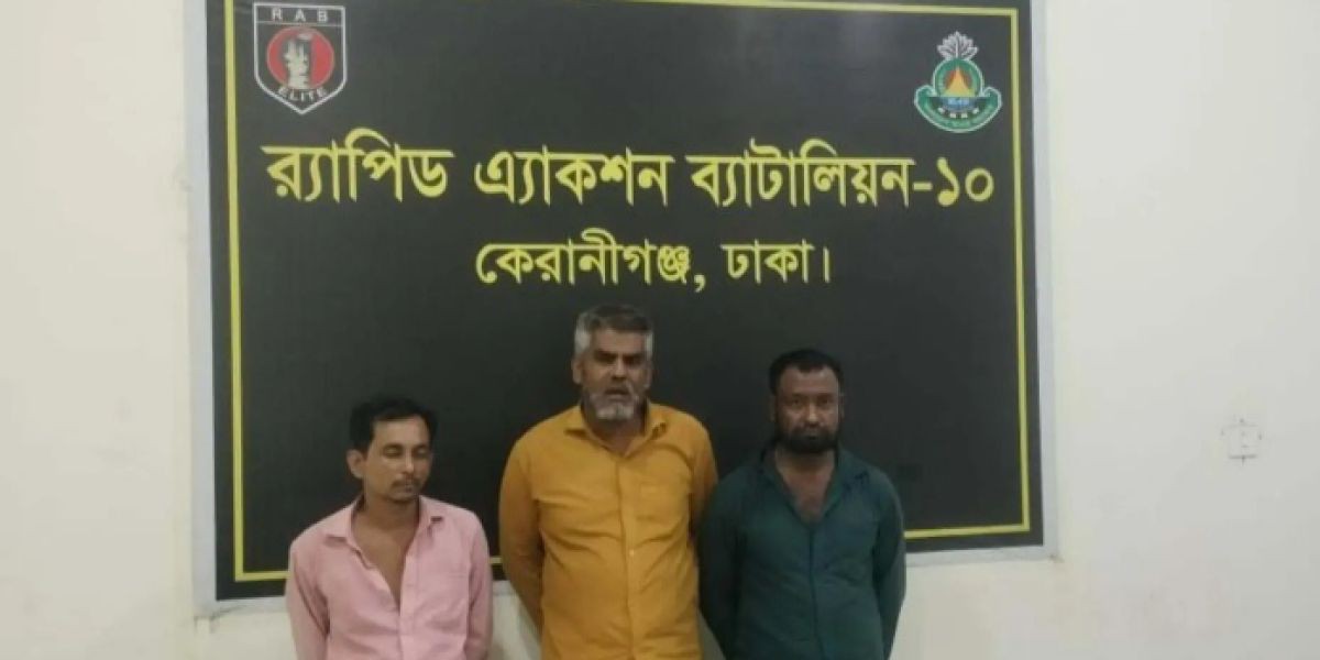 বরিশাল র্যাবের অভিযানে ভয়ঙ্কর তিন ডাকাত গ্রেপ্তার