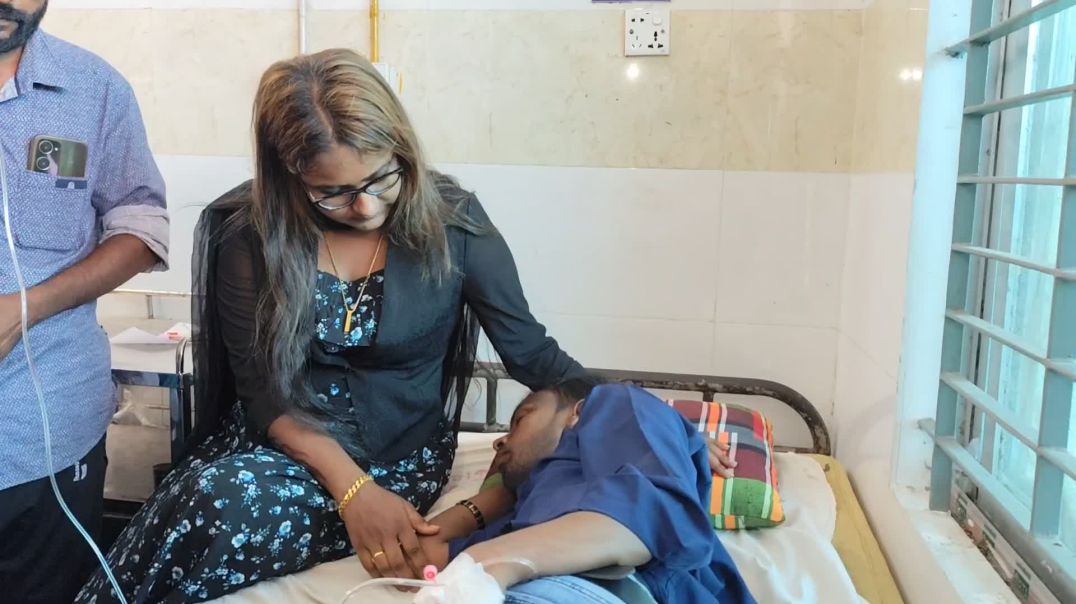 উন্নত চিকিৎসার জন্য হিরো আলমকে সাথে নিয়ে ঢাকার উদ্দেশ্যে রিয়া মনি