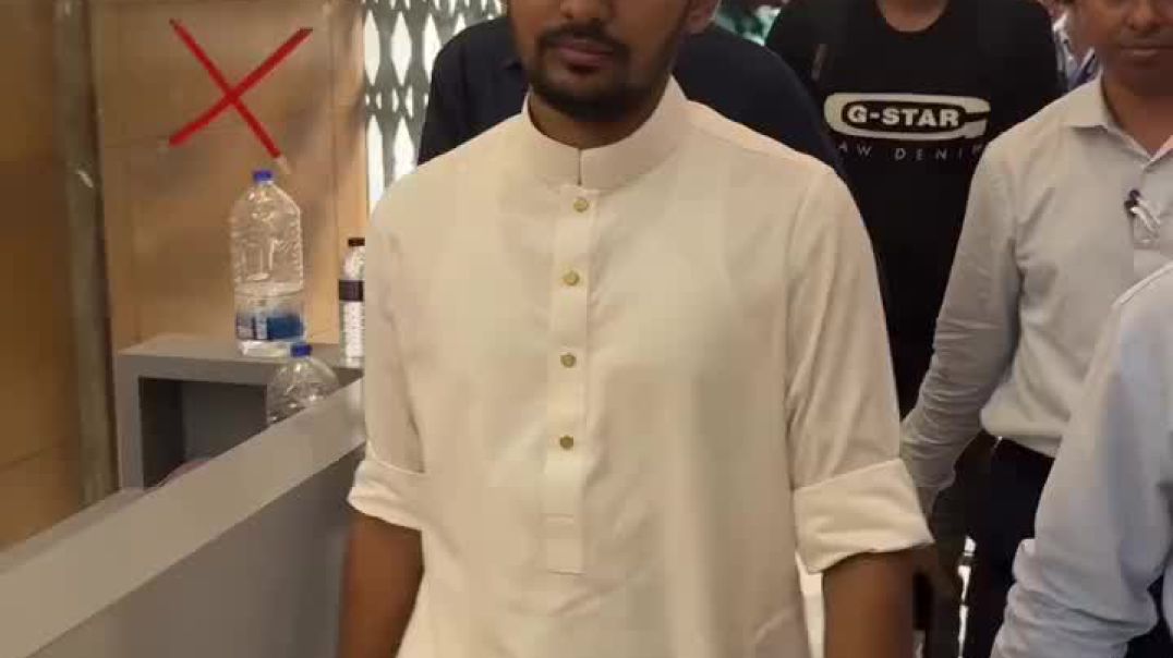 ⁣জাতীয় স্টেডিয়ামে আসলেন উপদেষ্টা আসিফ মাহমুদ সজীব ভূঁইয়া