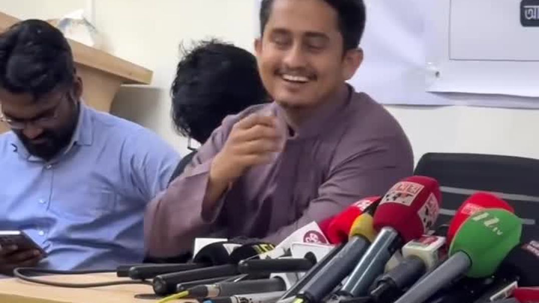 ⁣ভাই ভাবি কেমন আছে, সাংবাদিকদের সাথে কথা বলার সময় একজন জিজ্ঞেস করে বসলেন  ভাই ভাবী কেমন আছে