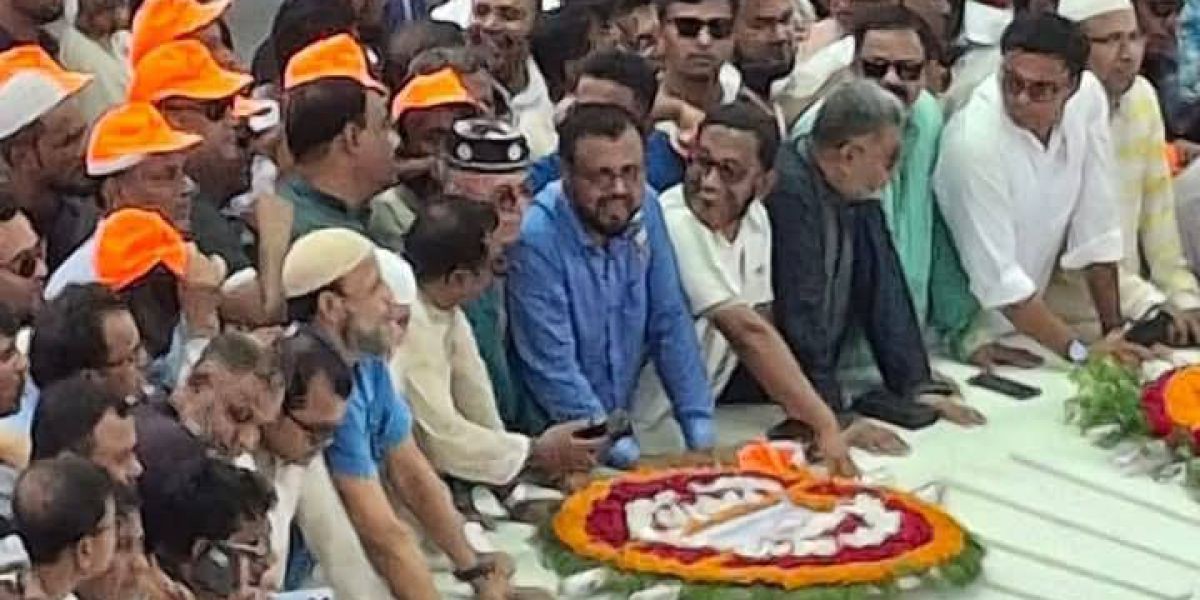 ঢাকায় শহিদ জিয়ার মাঝারে ব্রাহ্মণবাড়িয়া বিএনপির নেতা-কর্মীদের গভীর শ্রদ্ধাঞ্জলি..