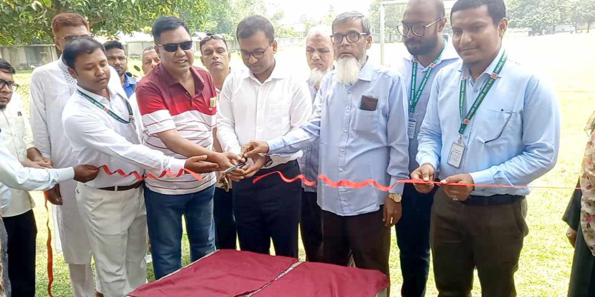 গোমস্তাপুরে এক্সটেন্ডেড কমিউনিটি ক্লাইমেট চেঞ্জ প্রজেক্ট-ড্রট (ইসিসিসিপি-ড্রট)MAR স্থাপনের উদ্বোধন..