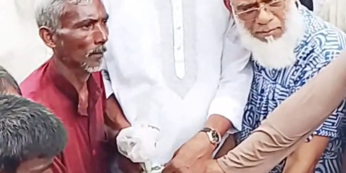 হরিজনদের পাশে দাঁড়ালেন জননেতা আলহাজ্ব আবু তাহের তালুকদার।....