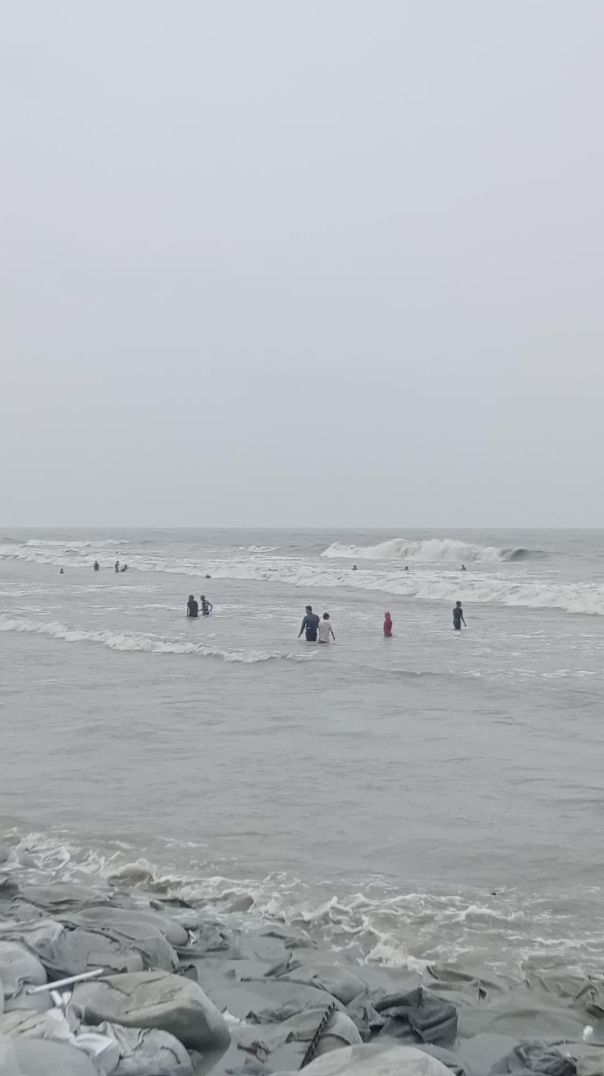 উত্তাল সমুদ্র সৈকত ফুটেজ।।