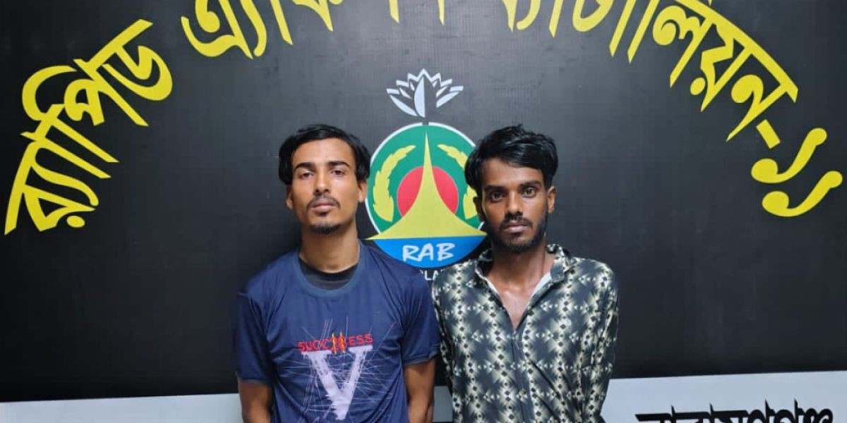 সোনারগাঁয়ের খালপাড়ে যুবকের গলাকাটা লাশ -  সন্দেহভাজন দুইজন গ্রেফতার..