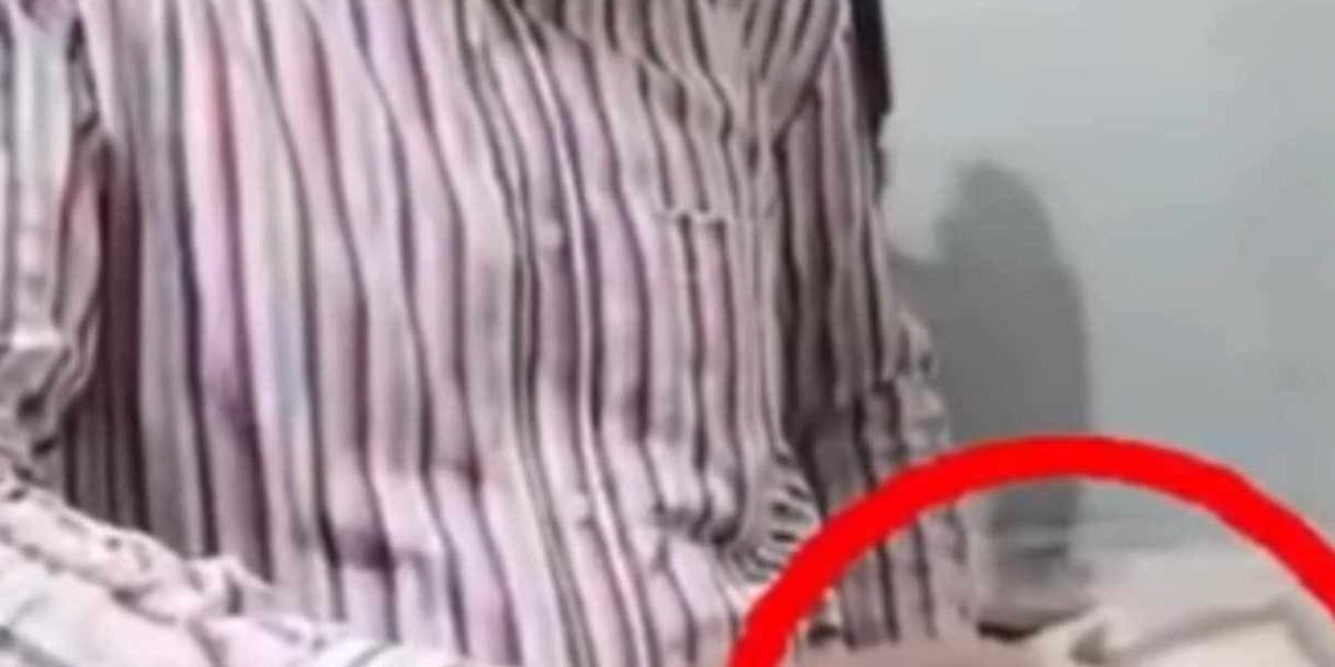 ভূমি অফিসের নামজারি করতে লাগে ১৬ হাজার টাকা-লেনদেনের ভিডিও ভাইরাল..