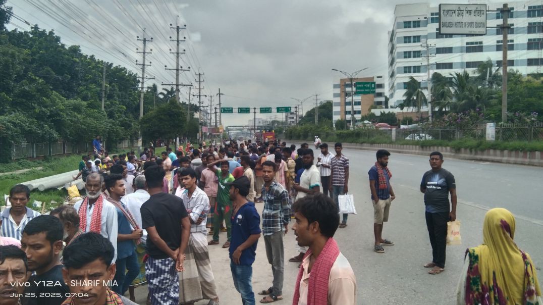 ⁣মানুষ কেনাবেচার হাট ৫০০ টাকা একজন মানুষ কেনা যাচ্ছে