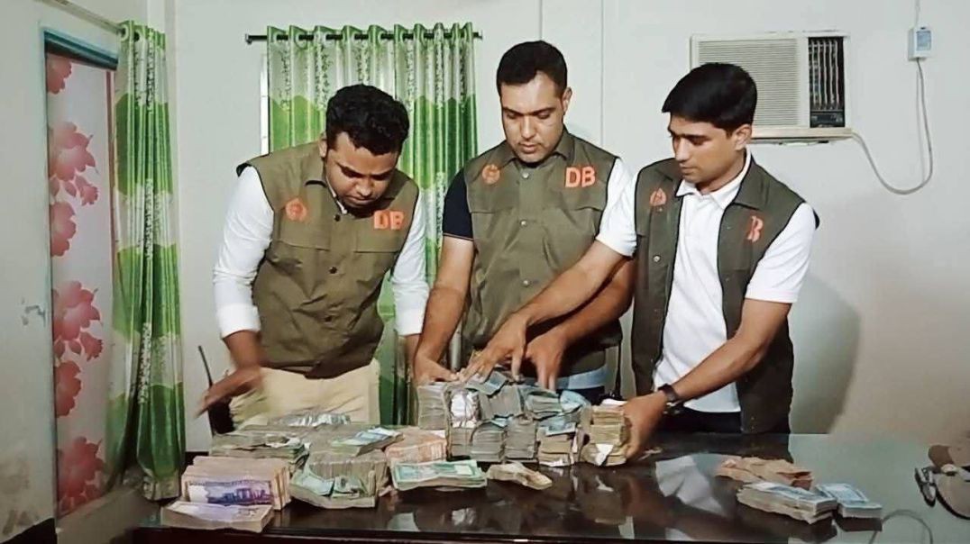 যশোরের মনিরামপুর থেকে ছিনতাই হওয়া নগদের টাকা উদ্ধার করেছে যশোর জেলা ডিবি পুলিশ