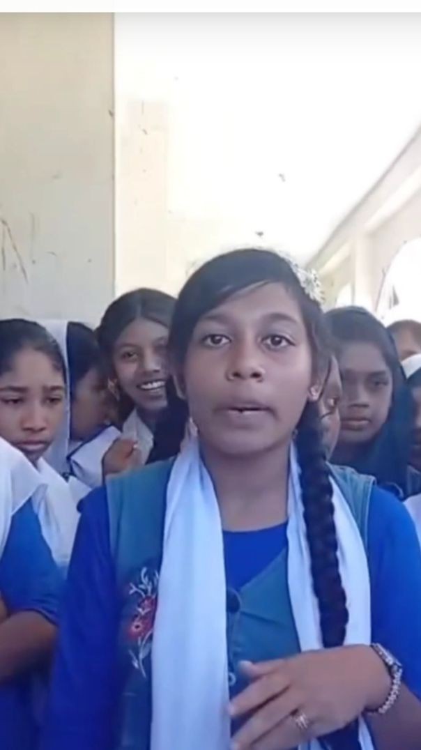 শিক্ষক- ছাত্রী বিয়েকে কেন্দ্র করে উত্তাল।
