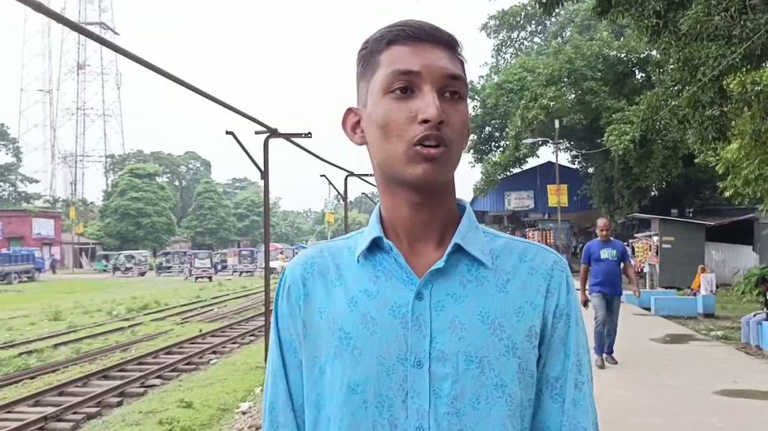 স্বচক্ষে দেখা- সরিষাবাড়ীর শিক্ষার্থী উত্তরার দিয়াবাড়ি মাইলস্টোন কলেজ মাঠে বিমান বিধ্বস্ত কথা বলছেন।