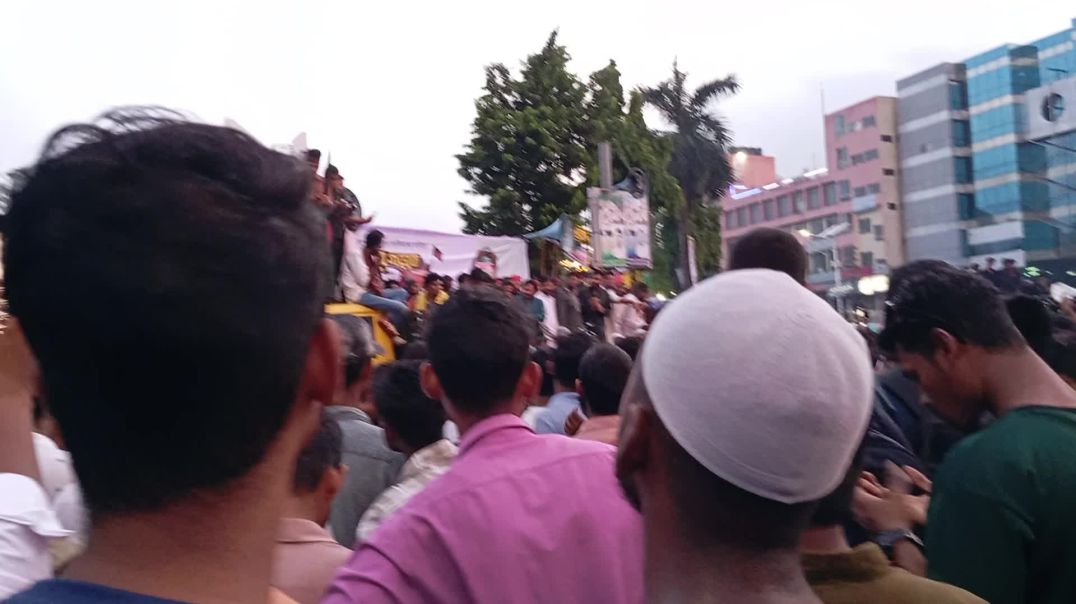 জুলাই বিপ্লবের  নেতা নাহিদ ইসলামের নেতৃত্বে খুলনার মাটিতে জাতীয় নাগরিক পার্টির 'জুলাই পদযাত্রা