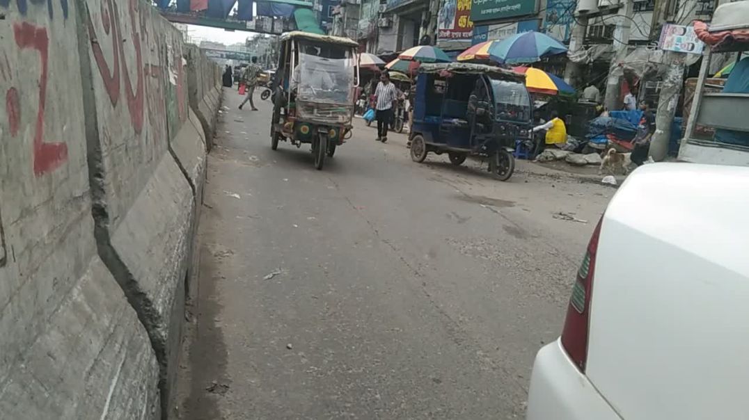 ⁣সাভার বাজার স্টান্ড এর ব্যাটারি চালিত অটো রিক্সার যানজট