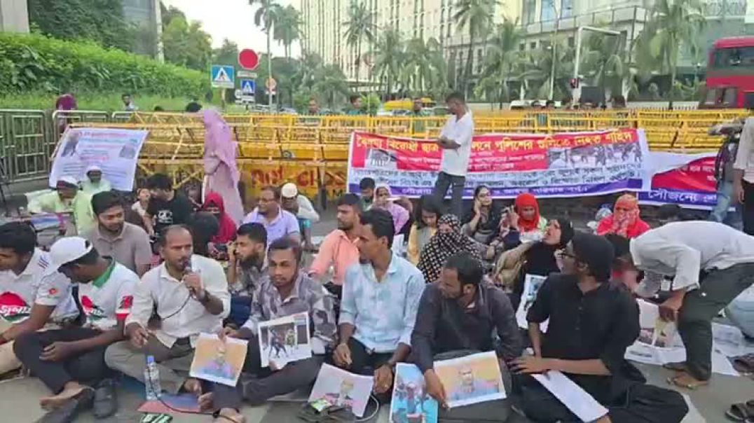 ⁣যমুনা অভিমুখে যাওয়ার পথে পুলিশি ব্যারিকেডের মুখে শহীদ পরিবার fcdgffds