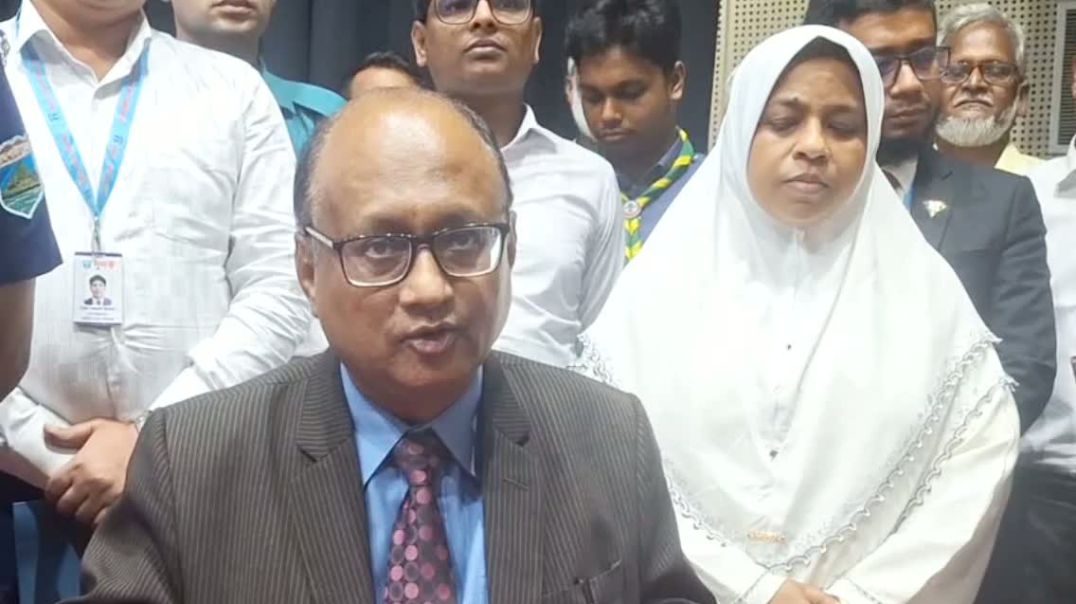 জয়পুরহাটে গণশুনানি অনুষ্ঠান শেষে যা বললেন দুর্নীতি দমন কমিশনের চেয়ারম্যান ড. মোহাম্মদ আবদুল মোমেন..