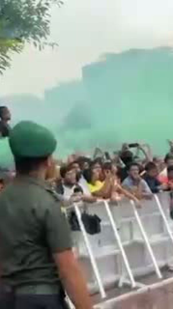 ফ্যাসিস্ট হাসিনার পলায়নের সময় উদযাপন!