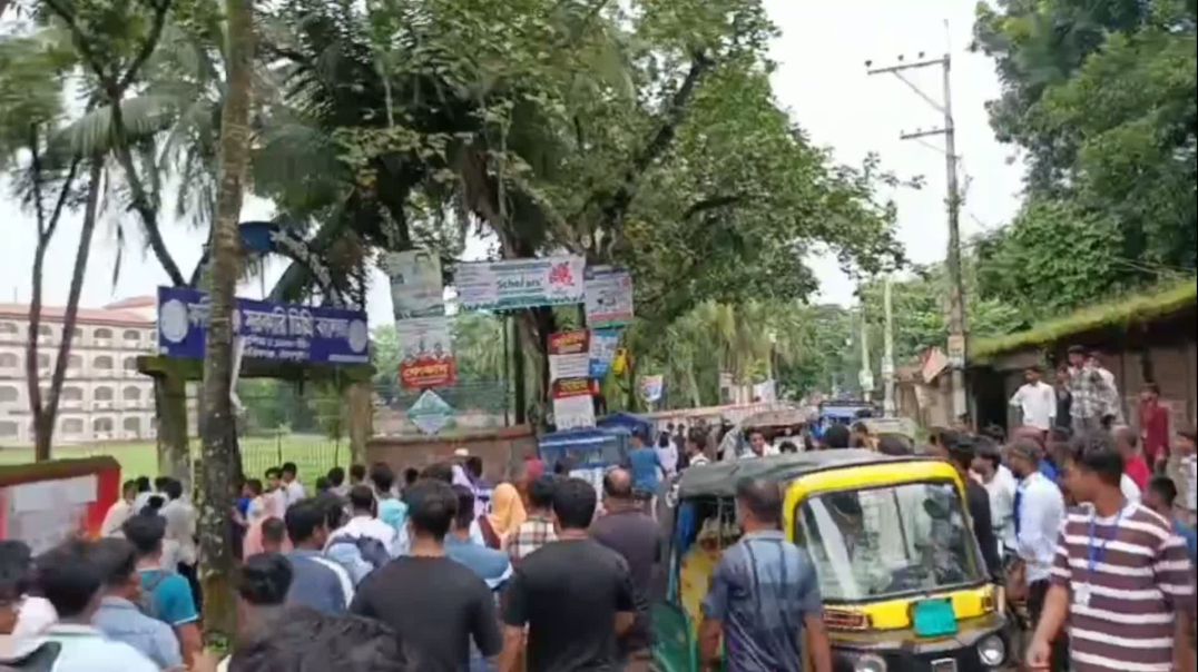 চাঁদপুরে জয় বাংলা স্লোগান পরীক্ষার্থীকে আটক