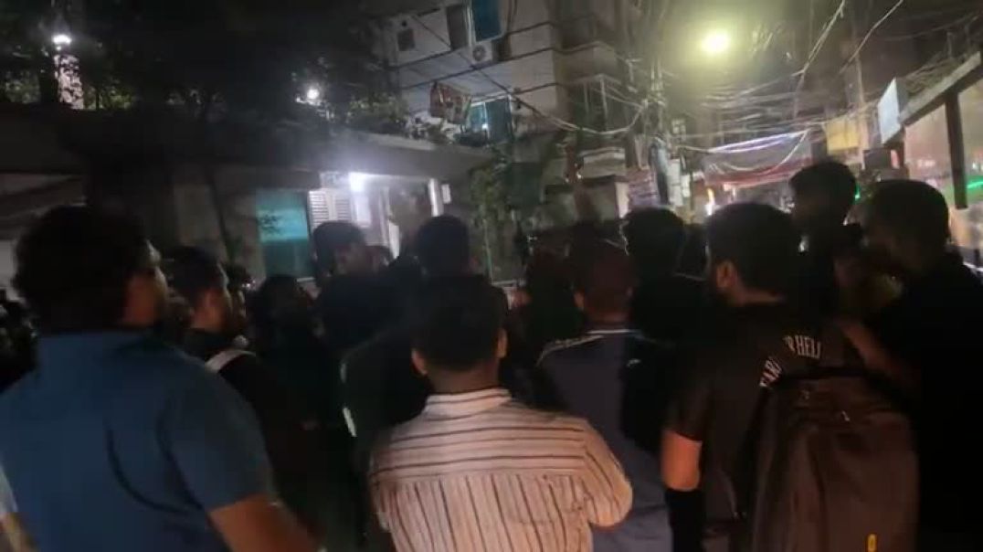 ছাত্রদল এনসিপি মুখোমুখি থেকে মিছিল করছে এনসিপি