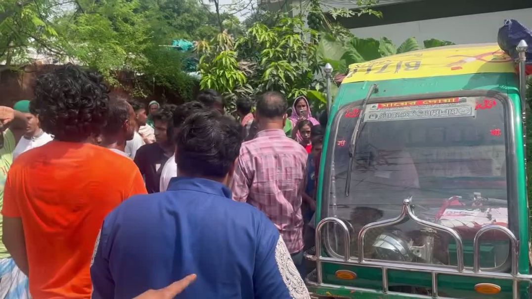 ⁣গাজীপুর সিটি ৪২ নং ওয়ার্ডে ২ অটোরিকশা ছিনতাইকারী আটক