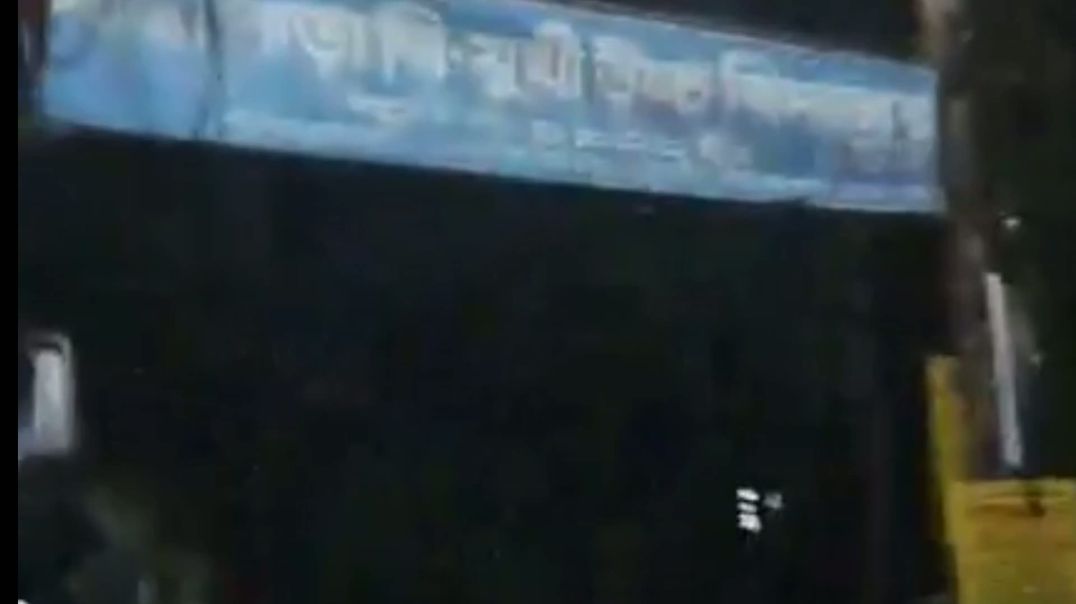 ট্রাকের চাপায় ভ্যান চালক সহ নিহত দুই আহত দুই