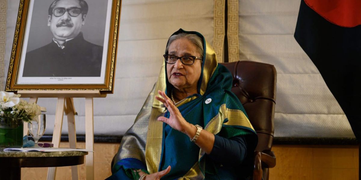 যে তত্ত্বাবধায়ক সরকার বাতিল করেছিলেন, তাতেই ফেরার আকুতি শেখ হাসিনার? রাজনীতিতে নতুন মেরুকরণ!..