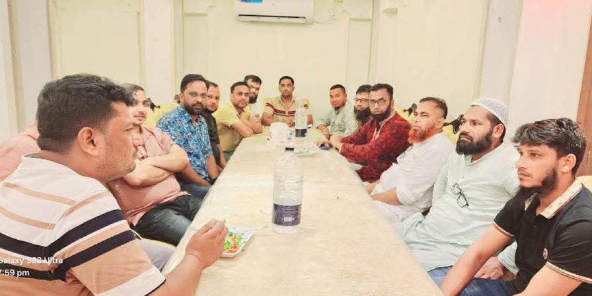 দাউদকান্দির গৌরীপুরে বন্ধুত্ব, বিদায় ও শুভকামনার অনন্য সন্ধ্যা..