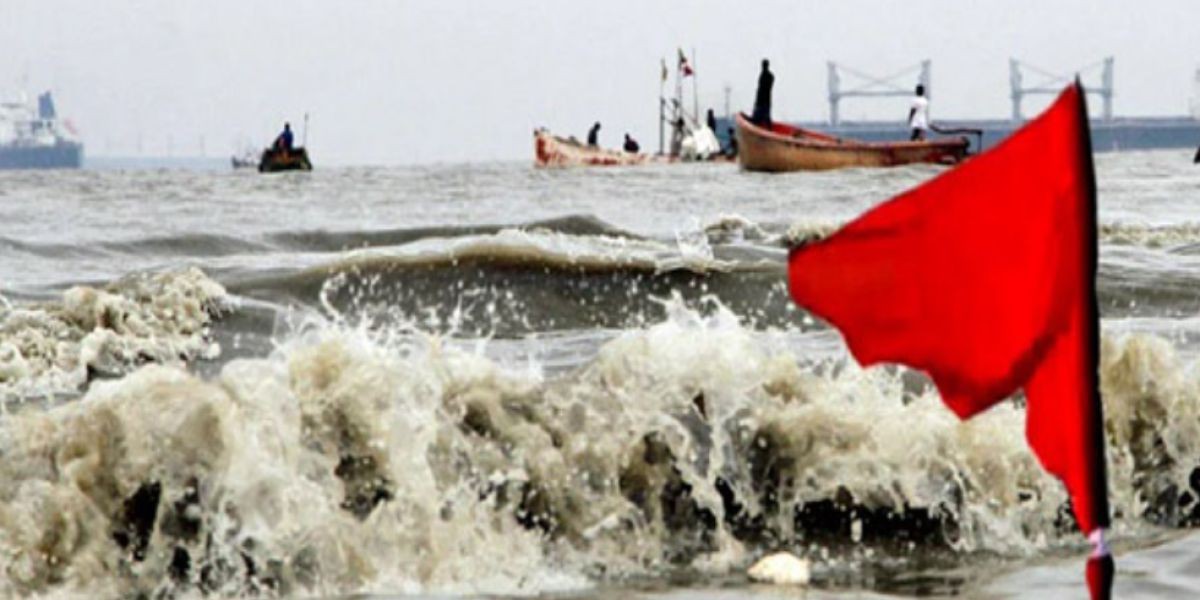বঙ্গোপসাগরে লঘুচাপ, মোংলা বন্দরে ৩ নম্বর সতর্ক সংকেত