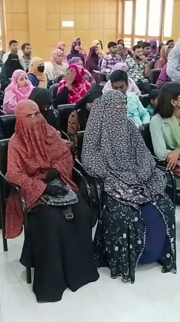 মান্দায় যুব উন্নয়ন প্রোগ্রামে