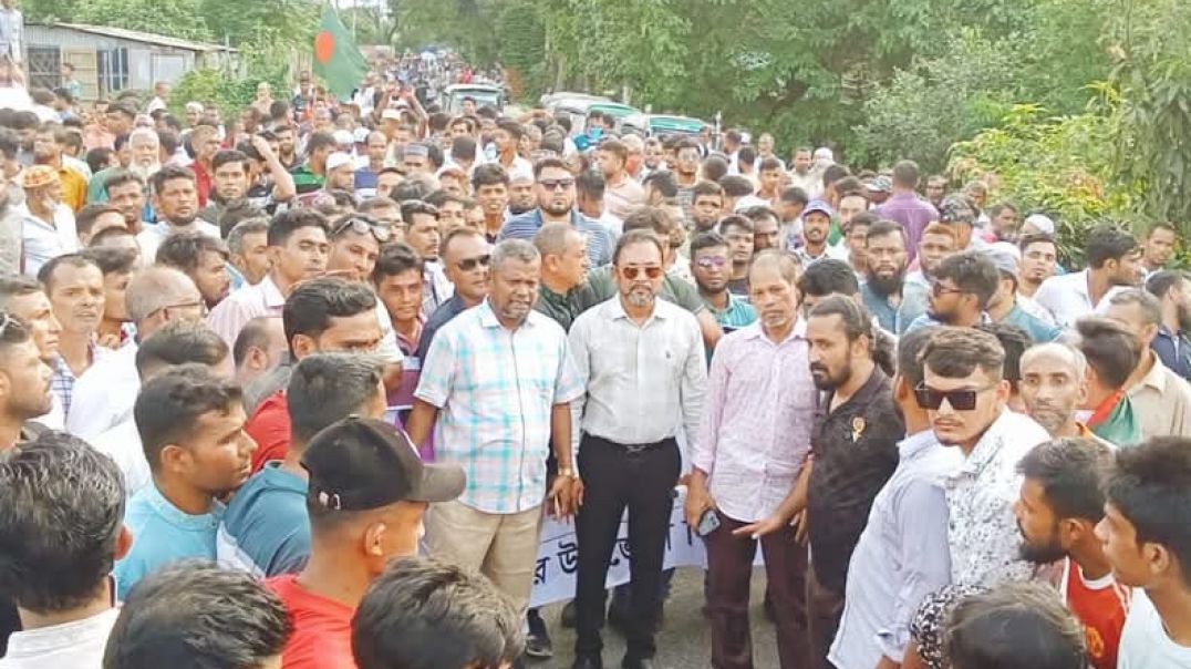 আড়াইহাজার বিএনপির সহ অর্থনৈতিক বিষয়ক সম্পাদক মাহমুদুর রহমান সুমনের নেতৃত্বে  বিজয় র্্যালি উজ্জাপন