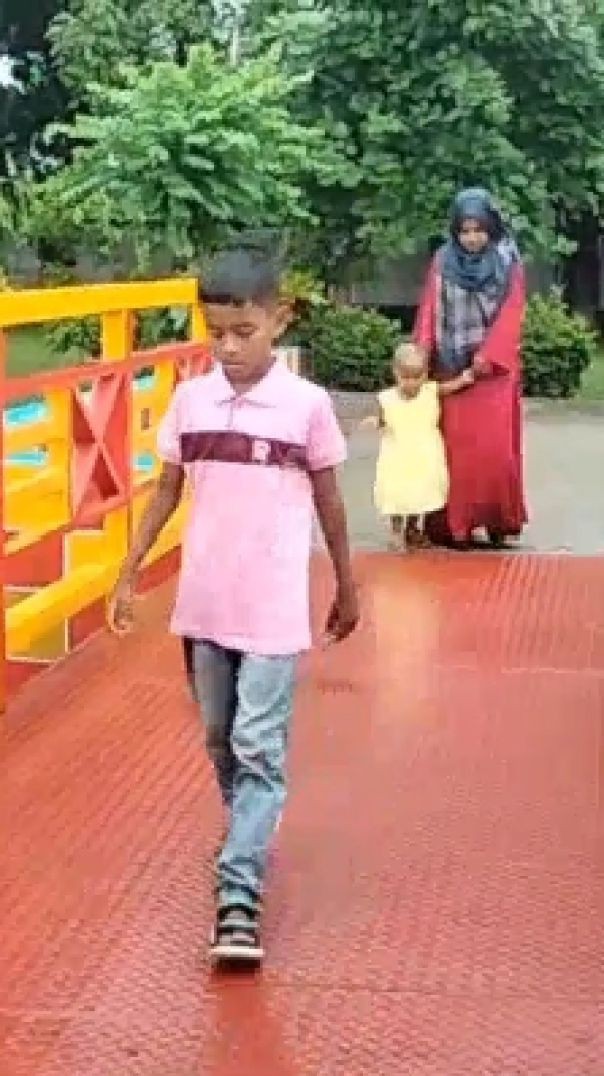 মোমিন পার্কে একটু ঘোরা ঘুরি, সুন্দর দৃশ্য