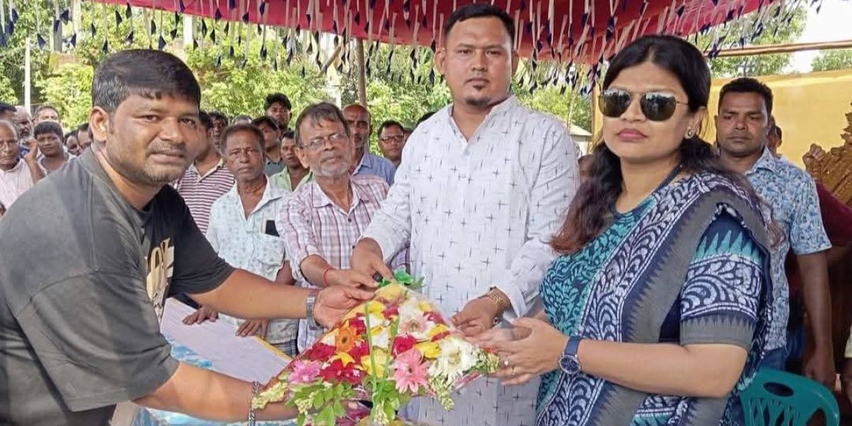 তিতাসে মনসা পূজার সমাপ্তি: বিসর্জনের মধ্য দিয়ে শেষ হলো উৎসবের রঙিন অধ্যায়..