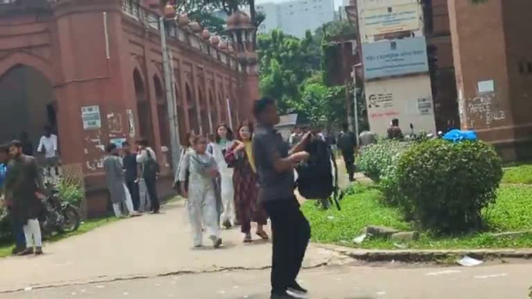 ⁣ডাকসু নির্বাচনে বইছে উৎসবের আমেজ, সরাসরি