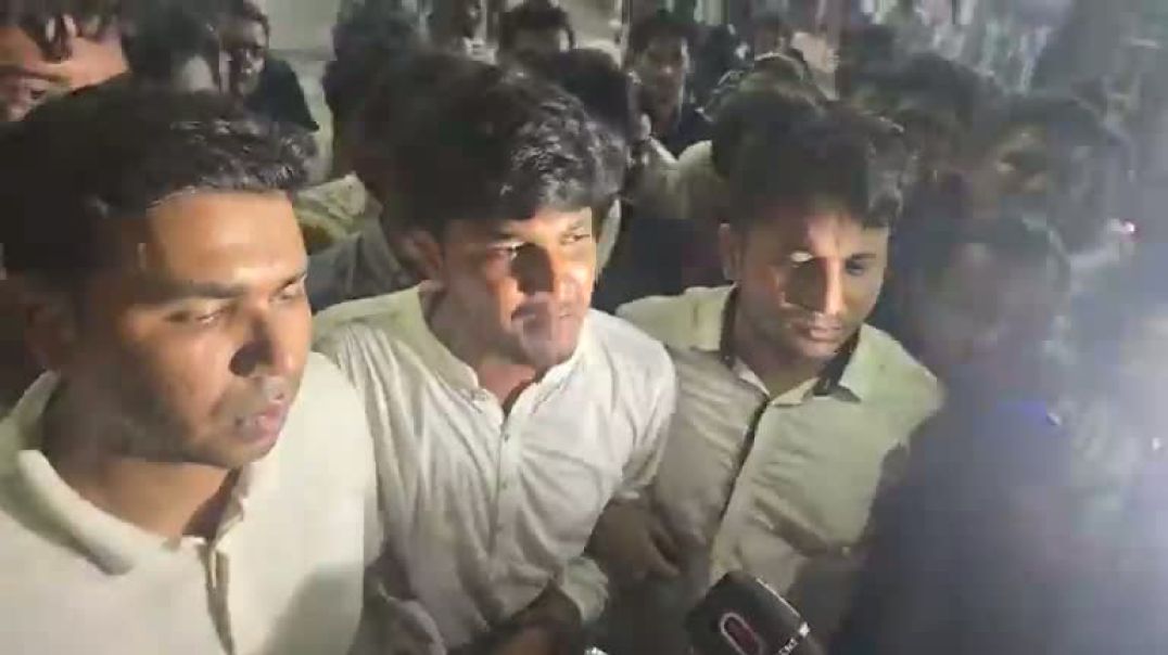 ⁣শিবিরের বিরুদ্ধে ভোট চুরির অভিযোগ এনে ছাত্রদলের বিক্ষোভ। সরাসরি