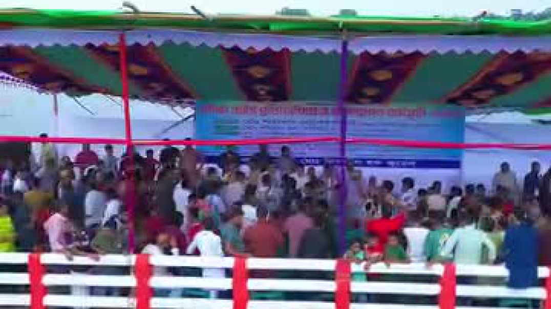 গাজীপুর এর বেলাই বিলে ৫০ বছর পরে নৌকা বাইচ