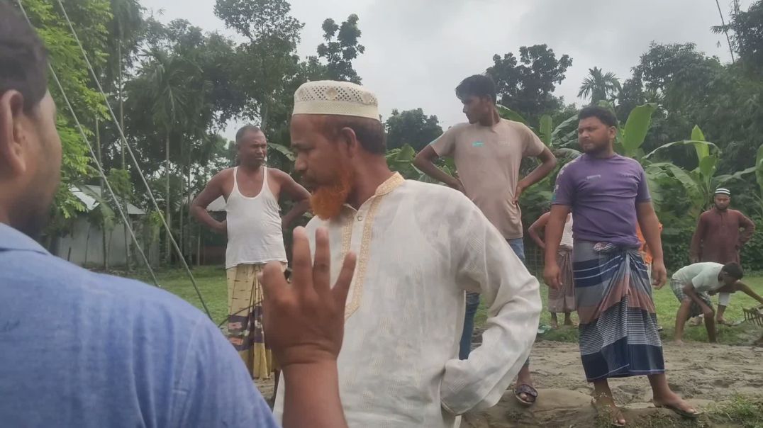 লালমনিরহাটে আদালতের নিষেধাজ্ঞা ভঙ্গ করে সুপারিগাছ উধাও এর অভিযোগ তুলেছে নুর আলম