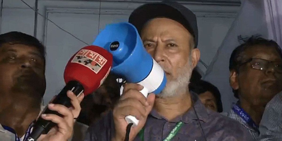 ডাকসু নির্বাচন ঘিরে উত্তাপ: শিক্ষার্থীদের প্রত্যাশা বনাম রাজনৈতিক কৌশল..