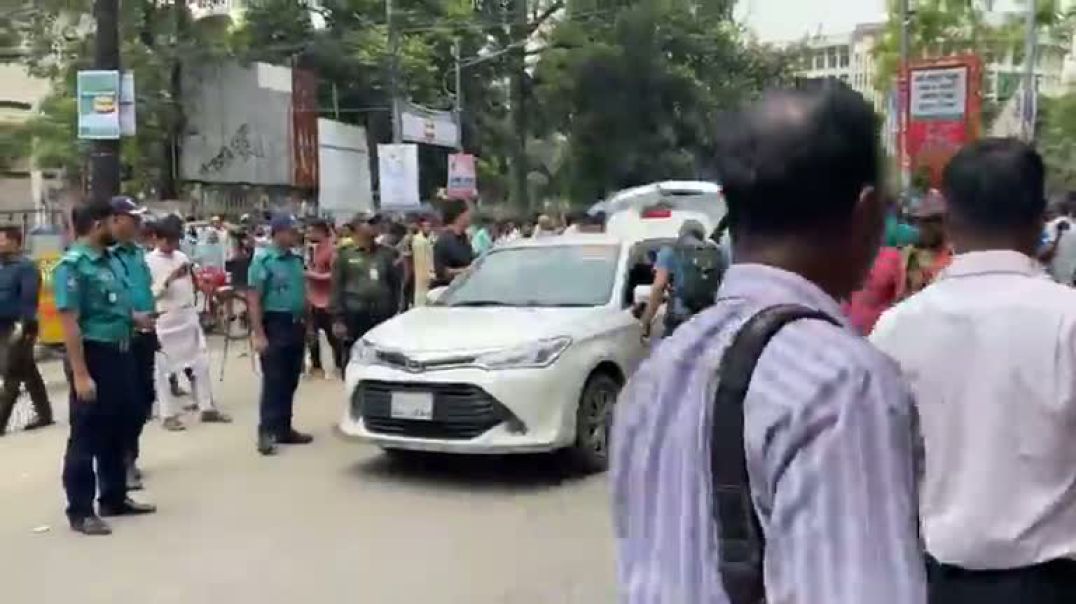 ⁣LIVE এইমুহূর্তে শাহবাগের অবস্থা