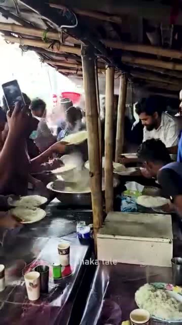 ভাত খাওয়ার জন্য মানুষ এমন উগ্র হয় কিভাবে ?