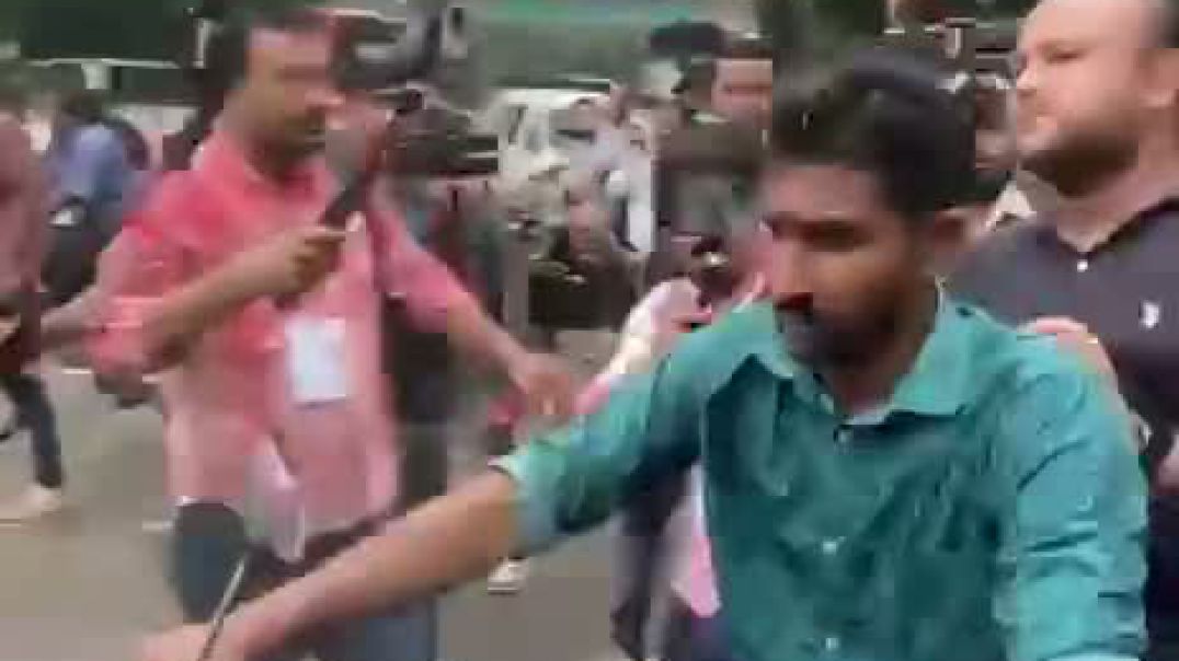 ⁣ভোটকেন্দ্রে বাকবতিন্ডা শেষে চলে যাচ্ছে ছাত্রদল প্যানেলের হামিম